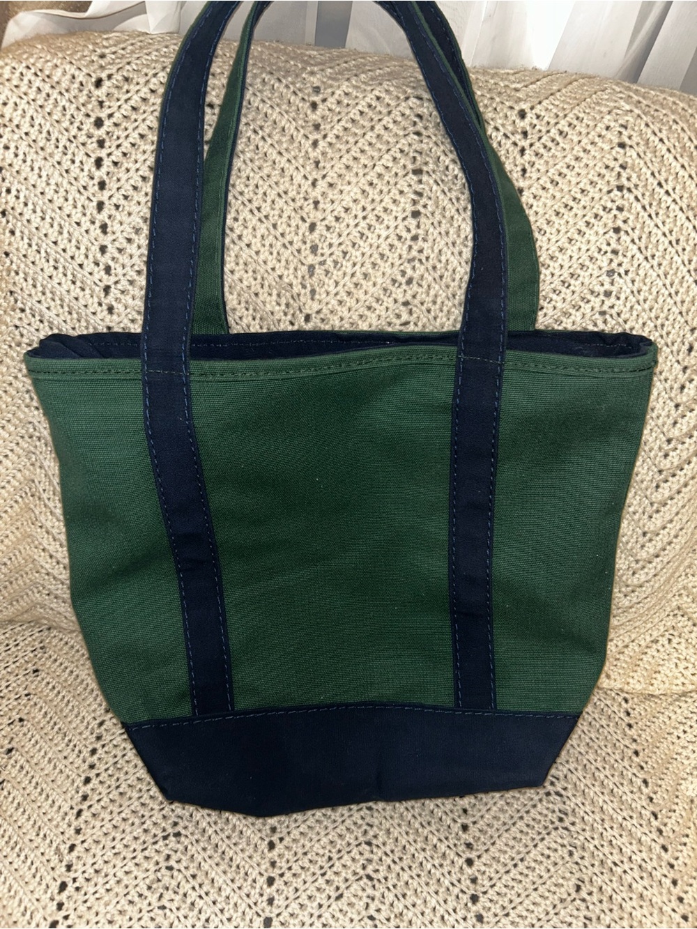 Vintage lands end  Canvas Tote with Navy Trim